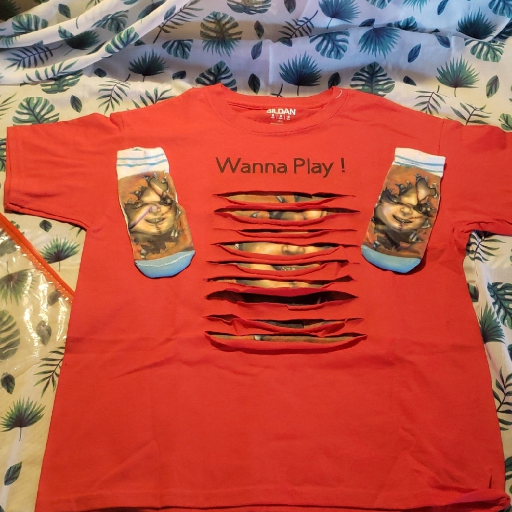 New Red Gildan T-Shirt with Graphic cut Design